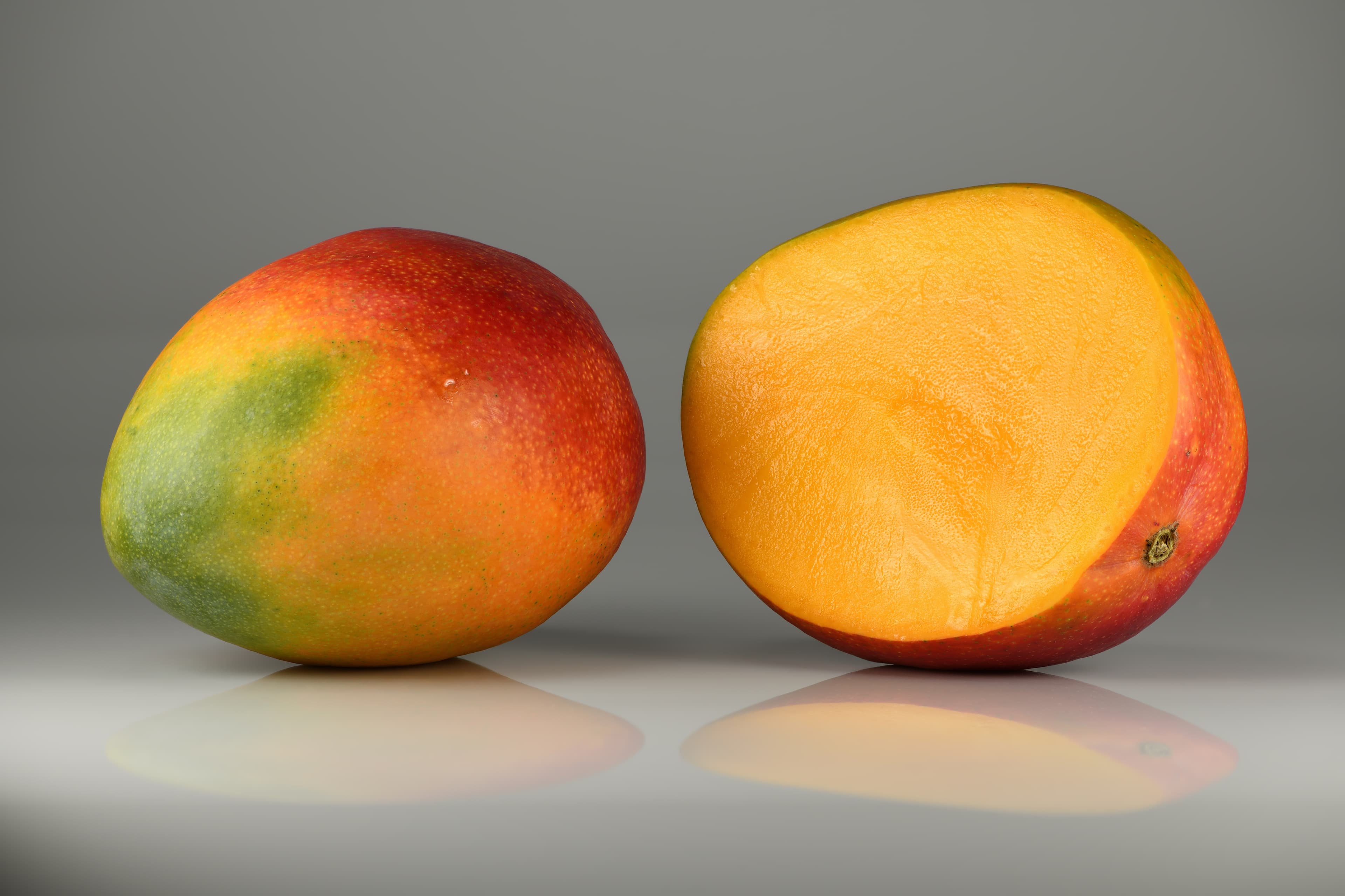 Mango, dried, sweetened